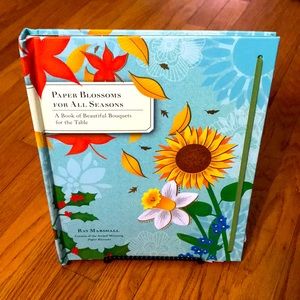 Paper Blossoms For All Seasons Pop-Up Book